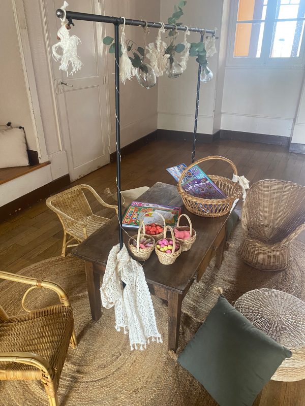 Jolie Table basse en bois